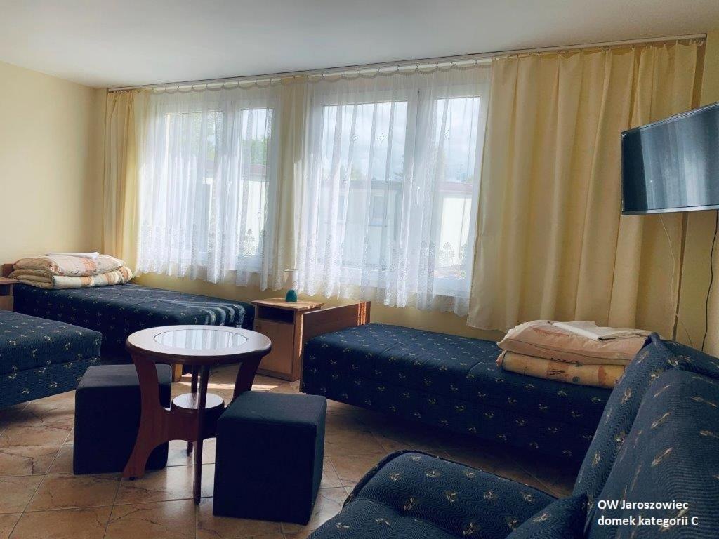 Ow Jaroszowiec Otel Łazy Dış mekan fotoğraf